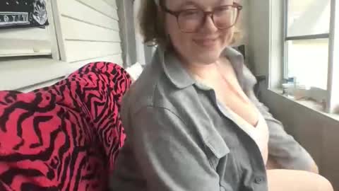 kenzibb online show from 04-18-26, 02:43