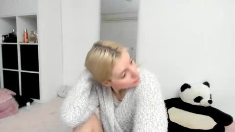 Kenzie online show from 03-08-26, 02:54