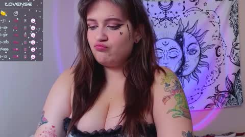 Kesha online show from 01-09-25, 04:49