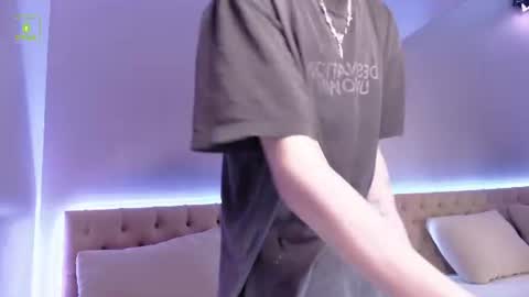 Kessy online show from 06-18-26, 08:35