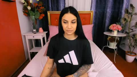 Snapshot of kessyjo chatting on 04-28-26, 04:28 Jo online show from 04-28-26, 04:28