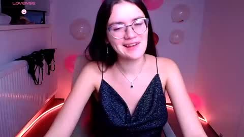Snapshot of ketrin_pirsss chatting on 02-13-25, 10:43 Ketrin online show from 02-13-25, 10:43
