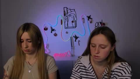 Snapshot of keuli_li chatting on 01-05-26, 05:27 keuli_li online show from 01-05-26, 05:27