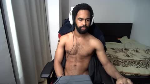 kevi4 online show from 02-26-25, 01:53