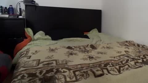 kevi4 online show from 02-26-25, 04:58