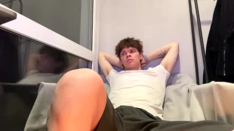 Kevin online show from 02-06-26, 01:36