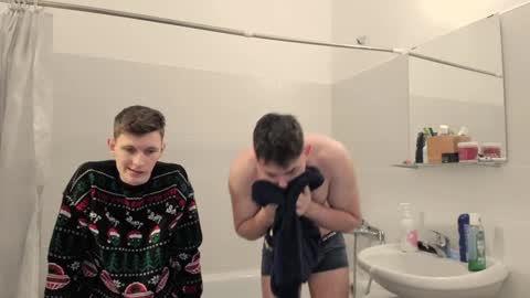 kevin online show from 01-10-25, 03:27