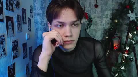 Kevin online show from 12-21-25, 03:46