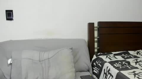Snapshot of kevin_malone22 chatting on 05-09-26, 10:59 kevin_malone22 online show from 05-09-26, 10:59