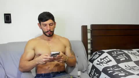 Snapshot of kevin_malone22 chatting on 05-19-26, 12:05 kevin_malone22 online show from 05-19-26, 12:05