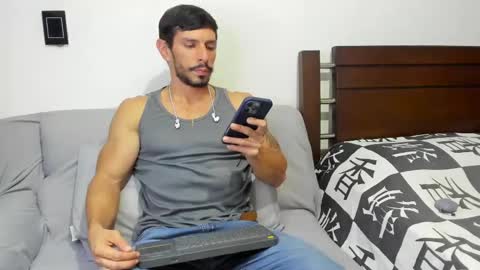 Snapshot of kevin_malone22 chatting on 06-01-26, 10:11 kevin_malone22 online show from 06-01-26, 10:11