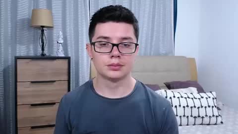 Kevin online show from 06-04-26, 12:16