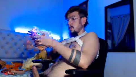 kevinsantiag0 online show from 08-09-26, 03:23