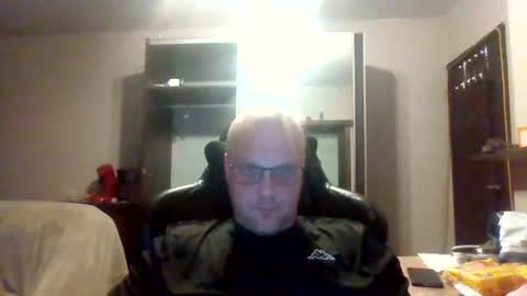 Snapshot of kevintje031987 chatting on 08-03-26, 03:38 kevintje031987 online show from 08-03-26, 03:38