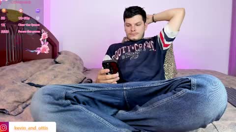 kevin and ottis online show from 04-05-26, 02:09