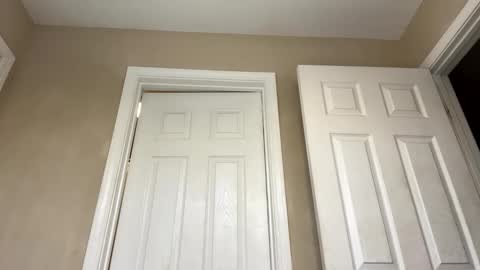 Keybump online show from 09-26-25, 02:43