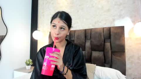 keyla  ross online show from 03-08-25, 02:45