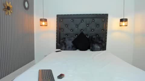 Snapshot of keylamonroy1 chatting on 03-12-25, 12:47 Keyla Megan and Loly online show from 03-12-25, 12:47