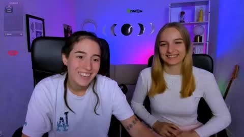 Snapshot of keylas_moan chatting on 07-28-26, 03:21 Keylas online show from 07-28-26, 03:21
