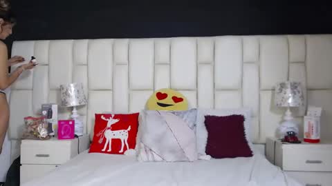 Snapshot of keylathomson1 chatting on 01-12-26, 04:23 -Keyla- online show from 01-12-26, 04:23