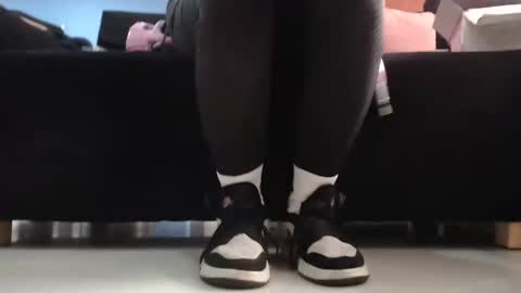 Snapshot of keylie_saenz28 chatting on 02-19-25, 05:49 online show from 02-19-25, 05:49