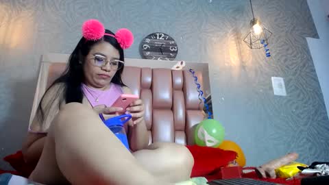 keyra_miller online show from 03-01-25, 02:26