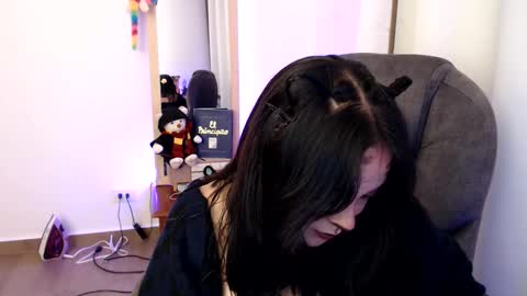 Snapshot of khal_girl chatting on 11-02-25, 02:14 Liss online show from 11-02-25, 02:14