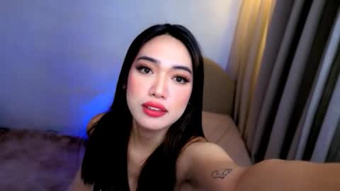 Snapshot of khaleesi_sonrisa chatting on 04-22-26, 06:53 sonrisa online show from 04-22-26, 06:53