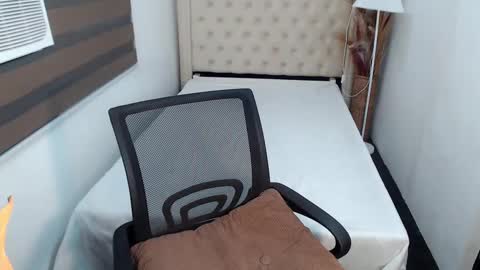 khalifa foxxx online show from 01-14-25, 07:59