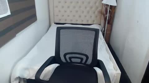 khalifa foxxx online show from 02-03-25, 10:14