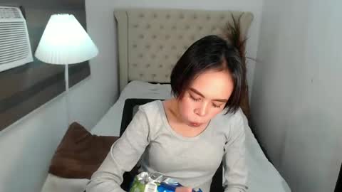 khalifa foxxx online show from 03-12-25, 12:04