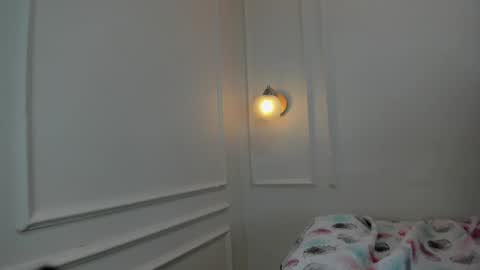 Snapshot of khaterine_hot_1 chatting on 01-18-25, 07:15 Kathe Hot online show from 01-18-25, 07:15