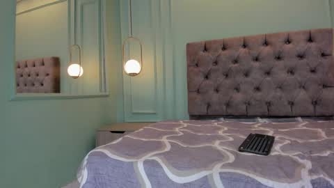 Snapshot of khaterine_hot_1 chatting on 01-29-25, 07:22 Kathe Hot online show from 01-29-25, 07:22