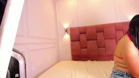 Snapshot of khaterine_hot_1 chatting on 01-31-25, 07:18 Kathe Hot online show from 01-31-25, 07:18