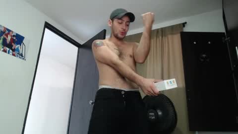Snapshot of khevinlopezonig chatting on 03-30-26, 03:35 khevinlopezonig online show from 03-30-26, 03:35