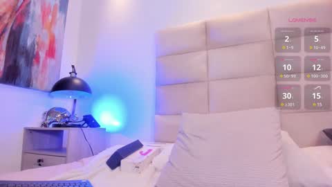 KHLOE online show from 12-24-24, 02:54