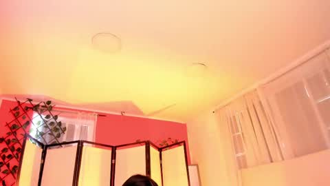 Khloe online show from 09-16-25, 01:12