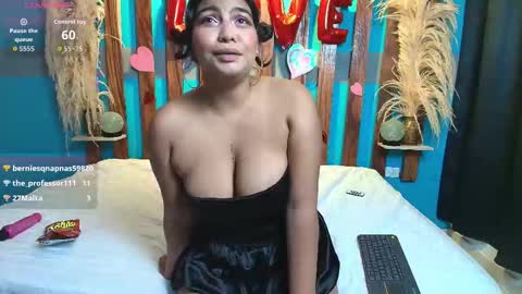 Snapshot of khloe_queen_ chatting on 02-19-26, 09:33 KHLOE online show from 02-19-26, 09:33