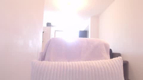 Khloe online show from 09-24-25, 10:51