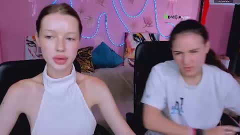 Snapshot of khloebeauty chatting on 07-01-26, 05:42 khloebeauty online show from 07-01-26, 05:42