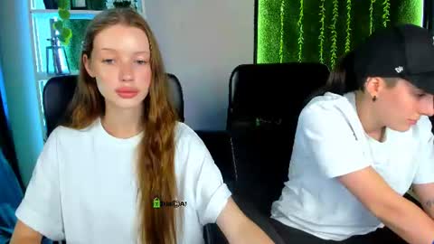 Snapshot of khloebeauty chatting on 07-07-26, 12:20 khloebeauty online show from 07-07-26, 12:20