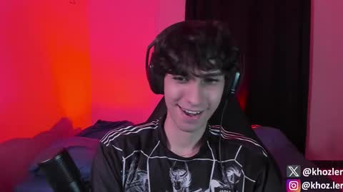 khozler_ online show from 10-28-25, 02:48