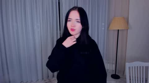 Lannie online show from 12-19-25, 04:58