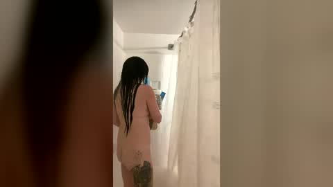 kiannaluv online show from 07-14-26, 12:33