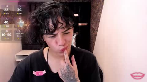 KIARA FOX online show from 01-15-26, 12:32