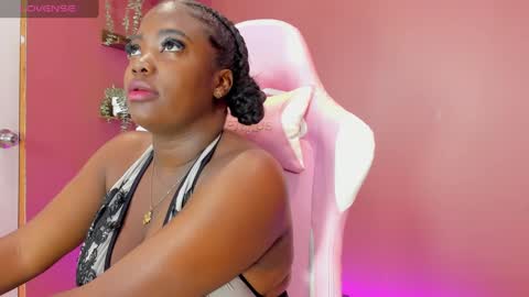 Snapshot of kiaraadvani_ chatting on 09-17-25, 12:51 Kiara online show from 09-17-25, 12:51