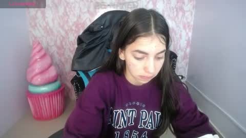 kiara online show from 07-27-26, 12:45