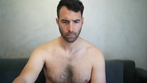 Snapshot of kiatog5 chatting on 04-01-26, 11:11 Manu online show from 04-01-26, 11:11