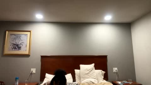 HunneysPlayRoom online show from 02-14-25, 09:56