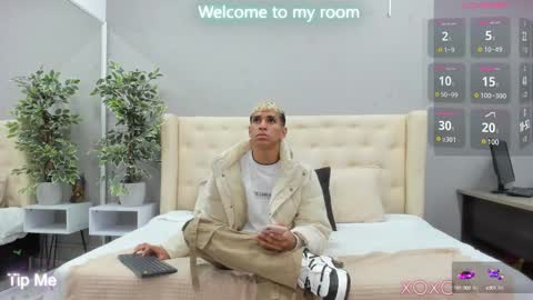 Kieran Derek online show from 02-10-25, 03:13